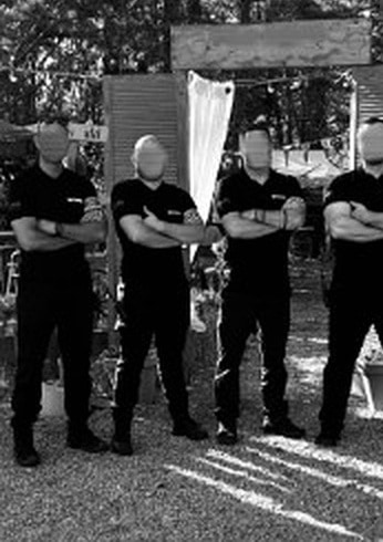 Équipe Dark Protect en extérieur